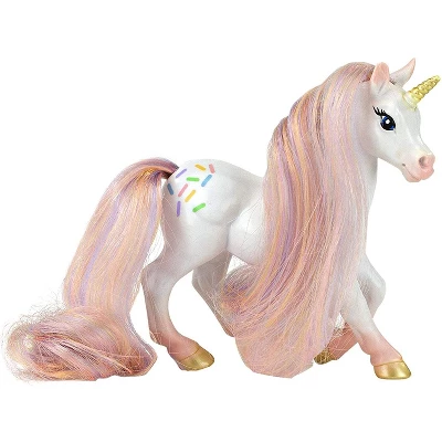 Breyer Animal Creations Breyer Li'l Beauties Fashion Horse Playset | Sprinkles' Sweet Shop 5 Breyer Animal Creations Breyer Li'l Beauties Fashion Horse Playset | Sprinkles' Sweet Shop - Image 3