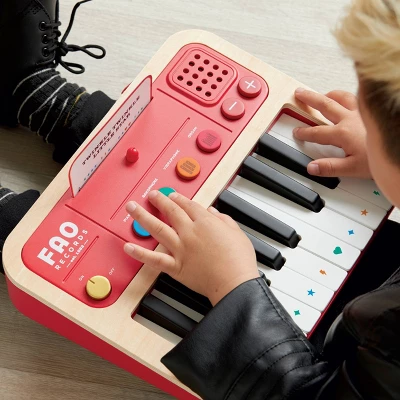 FAO Schwarz Stage Stars Portable Piano And Synthesizer 4 FAO Schwarz Stage Stars Portable Piano And Synthesizer - Image 2